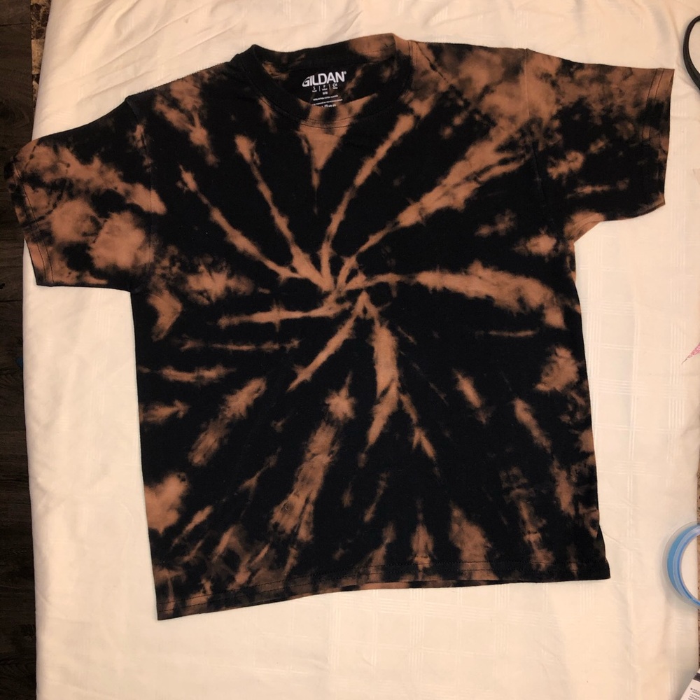 Children’s tiedye T-shirt